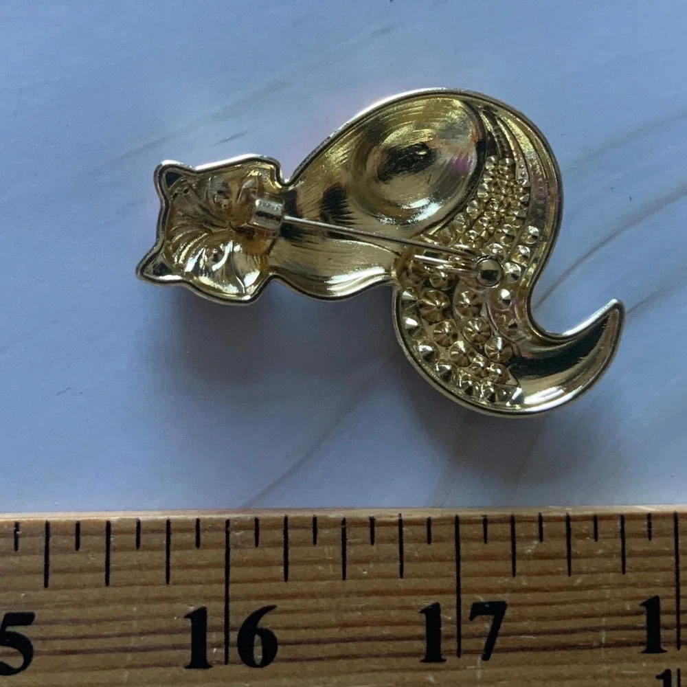 Vintage Enamel Fox Brooch Pin Gold Tone Orange White Rhinestone Tail Animal